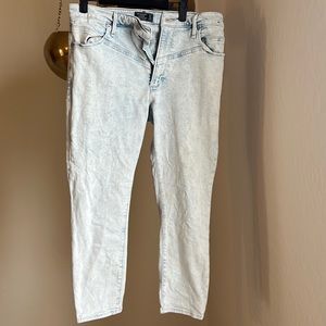 Abercrombie & Fitch Light-Wash Jeans